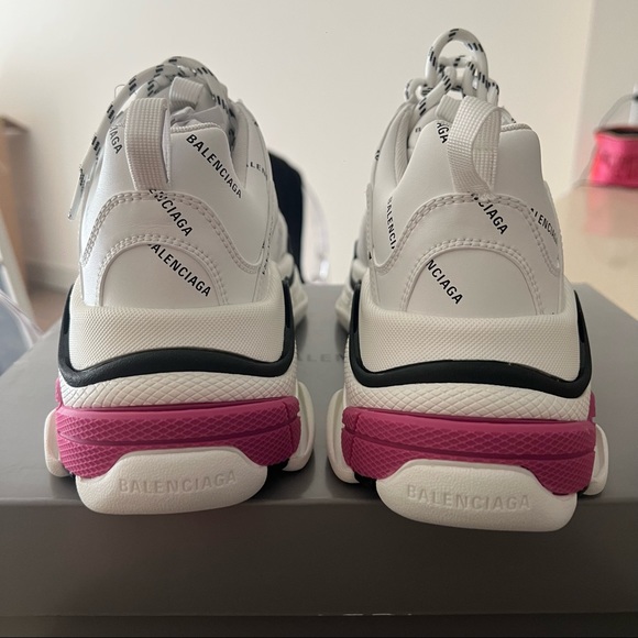 Balenciaga triple s sneakers brand new - Picture 6 of 8